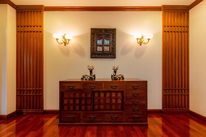 Imagen de los interiores del Hotel Royal River Park. Foto 16