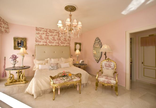 Imagen de la habitación del Hotel Royal Roman Empire. Foto 11