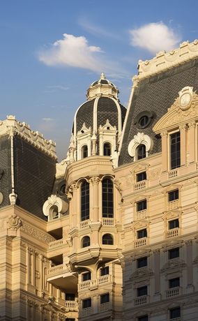 Imagen de los exteriores del Hotel Royal Rose Abu Dhabi, Curio Collection By Hilton. Foto 7