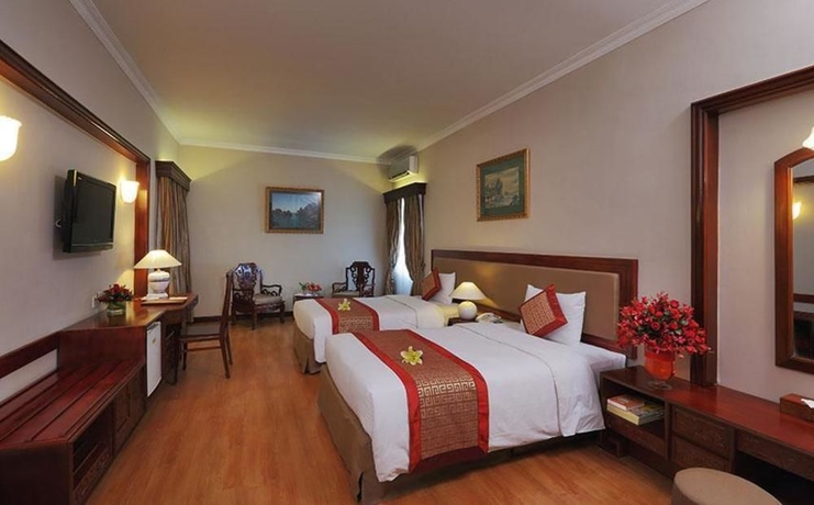 Imagen de la habitación del Hotel Royal Saigon. Foto 2