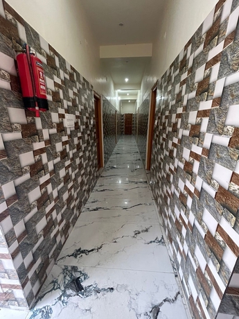 Imagen de los interiores del Hotel Royal Sainik. Foto 10