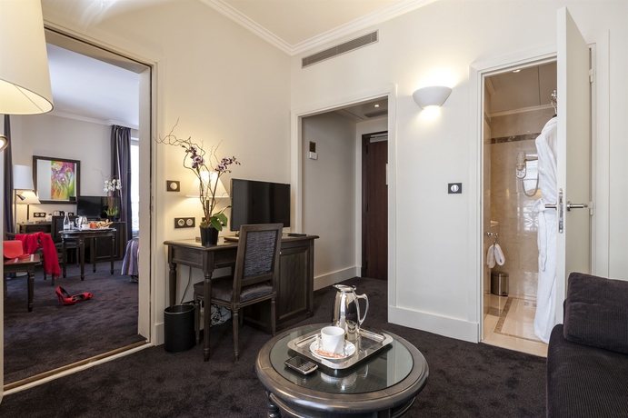 Imagen de los interiores del Hotel Royal Saint Honoré Paris Louvre. Foto 11