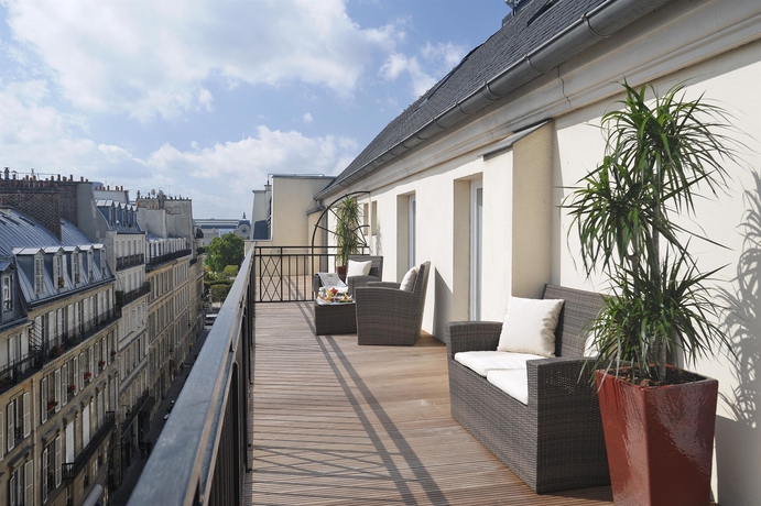 Imagen de los exteriores del Hotel Royal Saint Honoré Paris Louvre. Foto 10