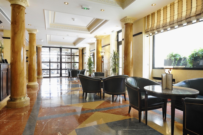 Imagen de los interiores del Hotel Royal Saint Honoré Paris Louvre. Foto 16