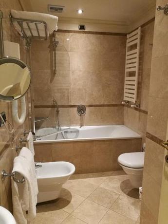Imagen de la habitación del Hotel Royal San Marco. Foto 14