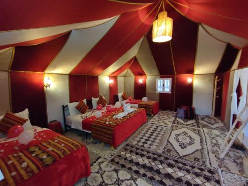 Imagen de la habitación del Hotel Royal Sands Camp. Foto 17
