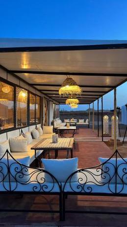 Imagen general del Hotel Royal Sands Camp. Foto 5