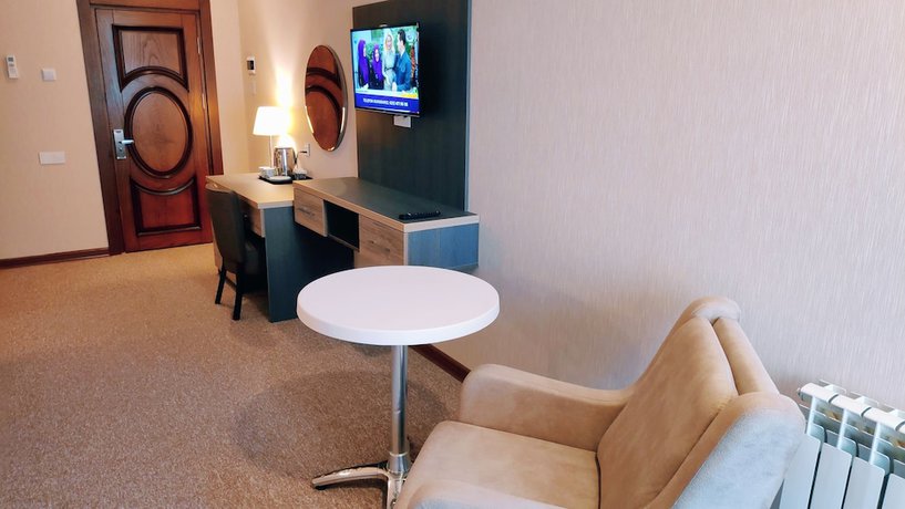 Imagen de la habitación del Hotel Royal Sapphire. Foto 6