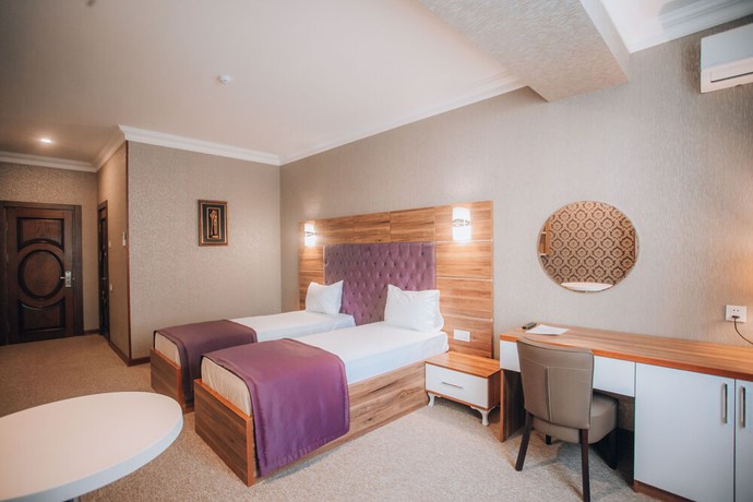 Imagen de la habitación del Hotel Royal Sapphire. Foto 9