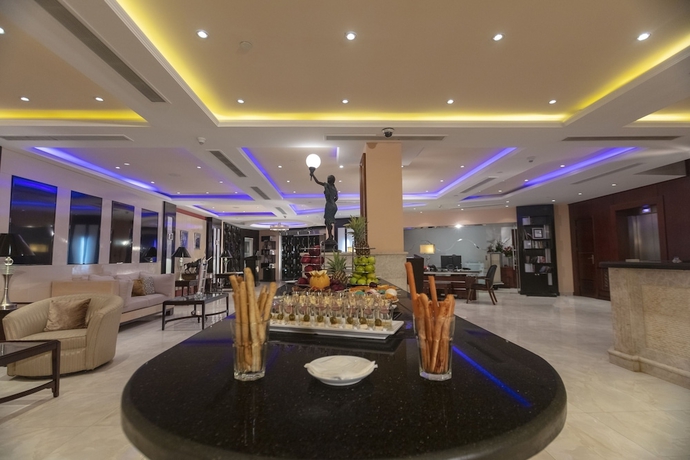 Imagen del bar/restaurante del Hotel Royal Savoy Sharm El Sheikh. Foto 3