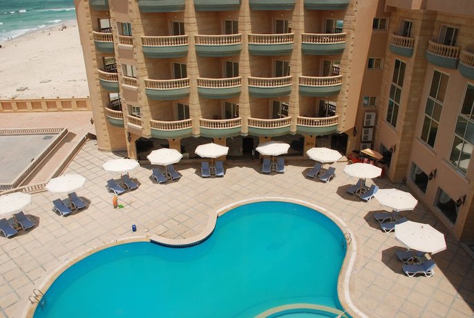 Imagen de la piscina del Hotel Royal Sea View, El-Agamy. Foto 11