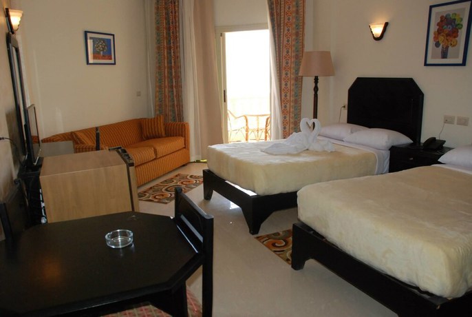 Imagen de la habitación del Hotel Royal Sea View, El-Agamy. Foto 4