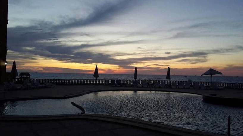 Imagen de la piscina del Hotel Royal Sea View, El-Agamy. Foto 17