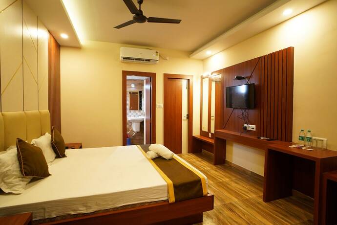 Imagen de la habitación del Hotel Royal Sea View, Kanthi. Foto 12