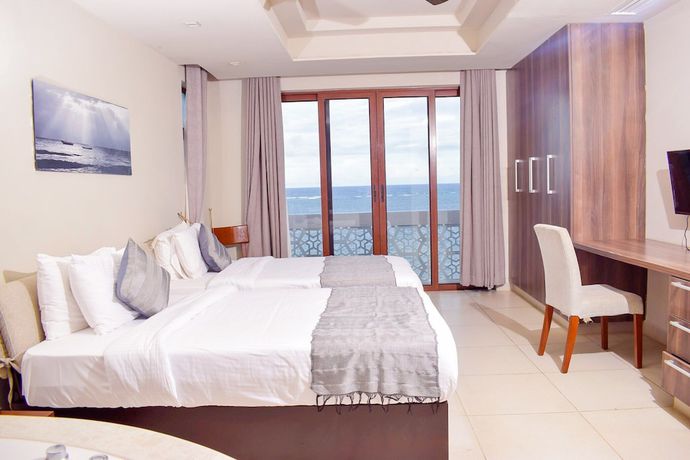 Imagen de la habitación del Hotel Royal Shaza Suites. Foto 7