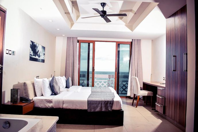 Imagen de la habitación del Hotel Royal Shaza Suites. Foto 10