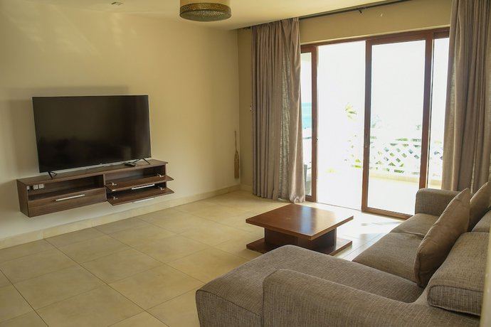 Imagen de la habitación del Hotel Royal Shaza Suites. Foto 12