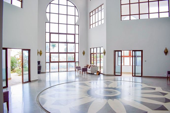 Imagen de los interiores del Hotel Royal Shaza Suites. Foto 20
