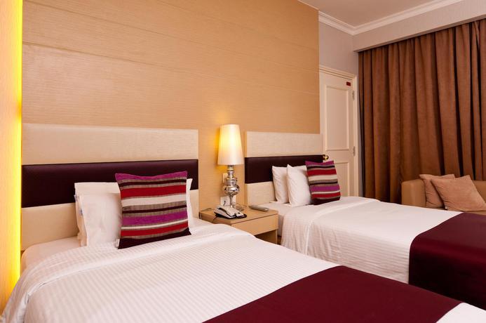 Imagen de la habitación del Hotel Royal Signature. Foto 7