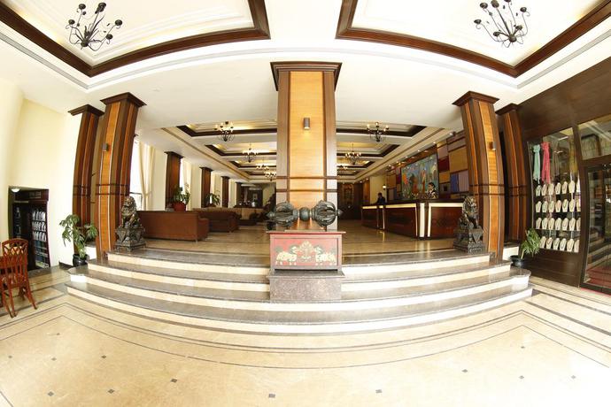 Imagen de los interiores del Hotel Royal Singi. Foto 16