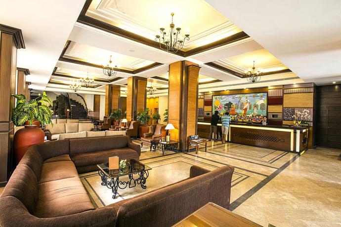 Imagen de los interiores del Hotel Royal Singi. Foto 17