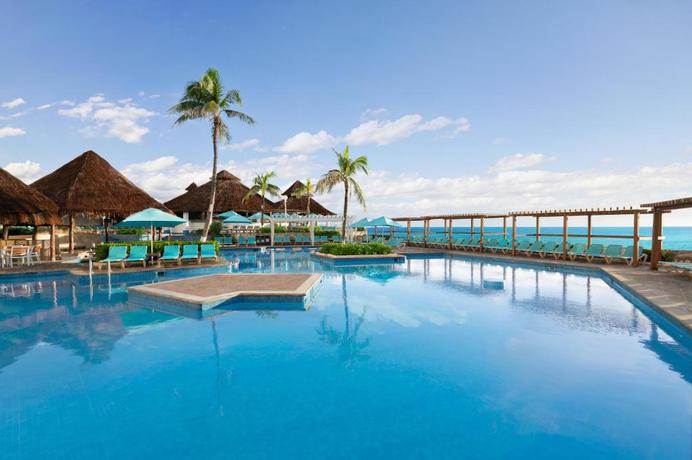 Imagen de la piscina del Hotel Royal Solaris Cancun - All Inclusive. Foto 13