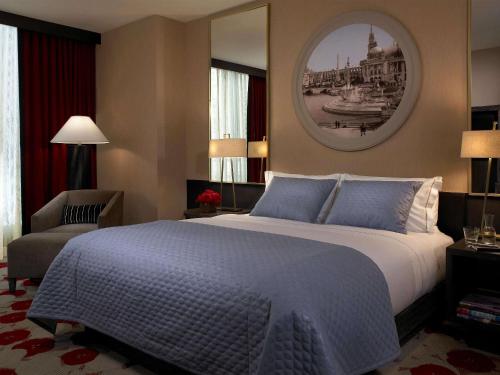 Imagen de la habitación del Hotel Royal Sonesta Chicago River North. Foto 15