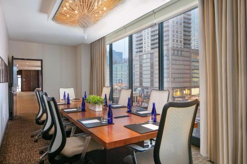 Imagen general del Hotel Royal Sonesta Chicago River North. Foto 1