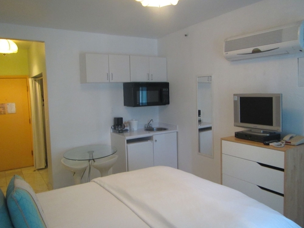 Imagen de la habitación del Hotel Royal South Beach. Foto 3