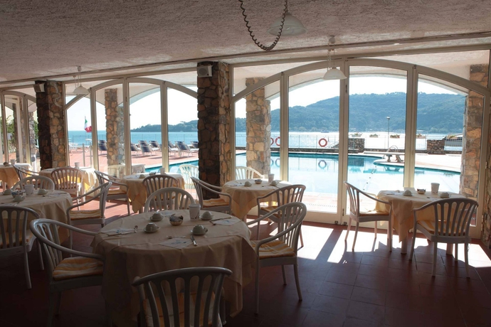 Imagen del bar/restaurante del Hotel Royal Sporting. Foto 5