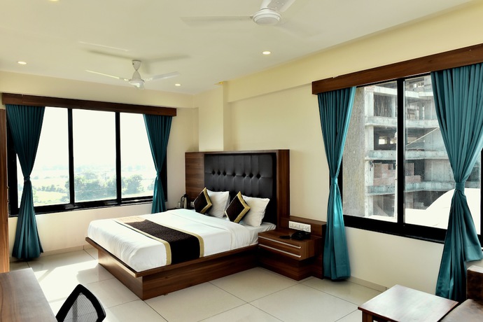 Imagen de la habitación del Hotel Royal Square by Sky Stays. Foto 7