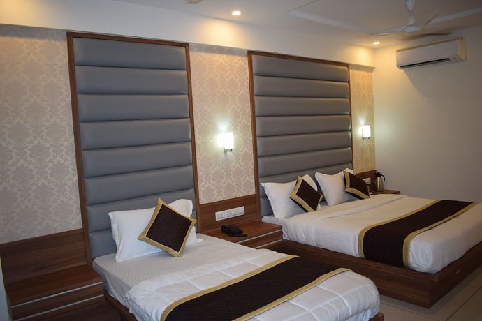 Imagen de la habitación del Hotel Royal Square by Sky Stays. Foto 8