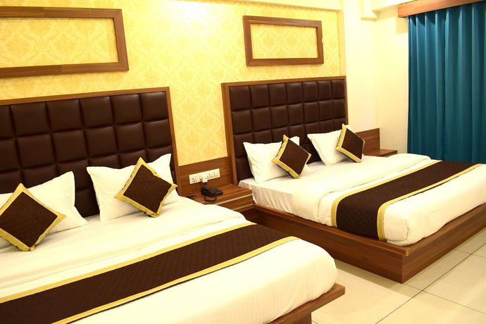 Imagen de la habitación del Hotel Royal Square by Sky Stays. Foto 9