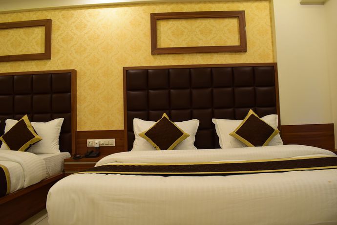 Imagen de la habitación del Hotel Royal Square by Sky Stays. Foto 13