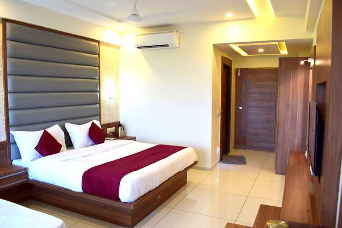 Imagen general del Hotel Royal Square by Sky Stays. Foto 1