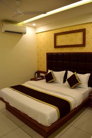Imagen de la habitación del Hotel Royal Square by Sky Stays. Foto 15
