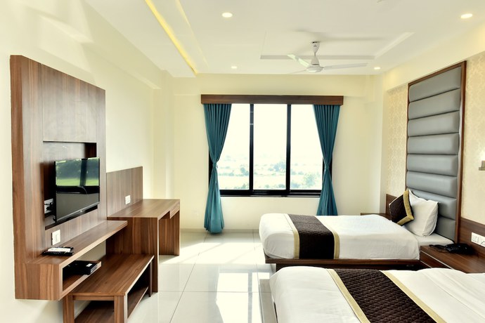 Imagen de la habitación del Hotel Royal Square by Sky Stays. Foto 17