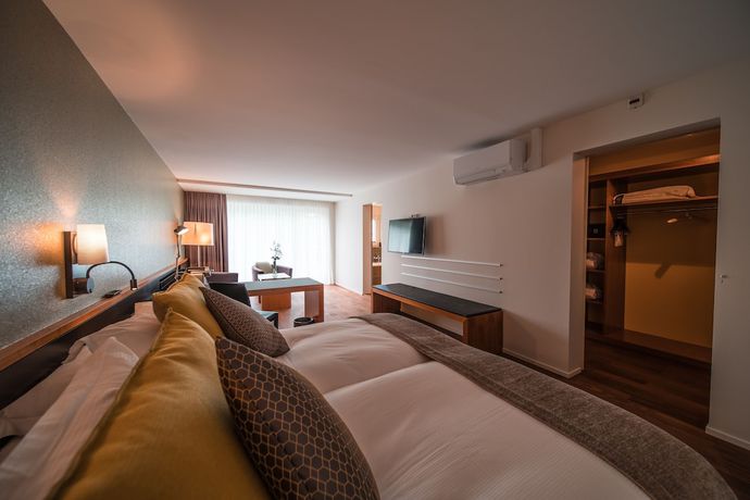 Imagen de la habitación del Hotel Royal St Georges Interlaken Mgallery Collection. Foto 12