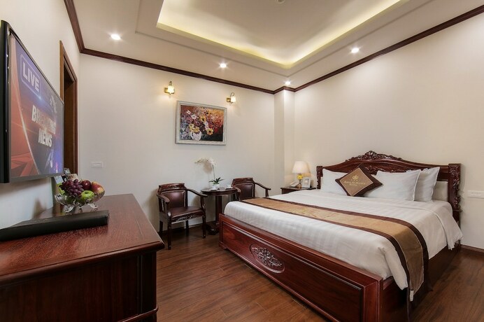 Imagen de la habitación del Hotel Royal St Hanoi. Foto 17