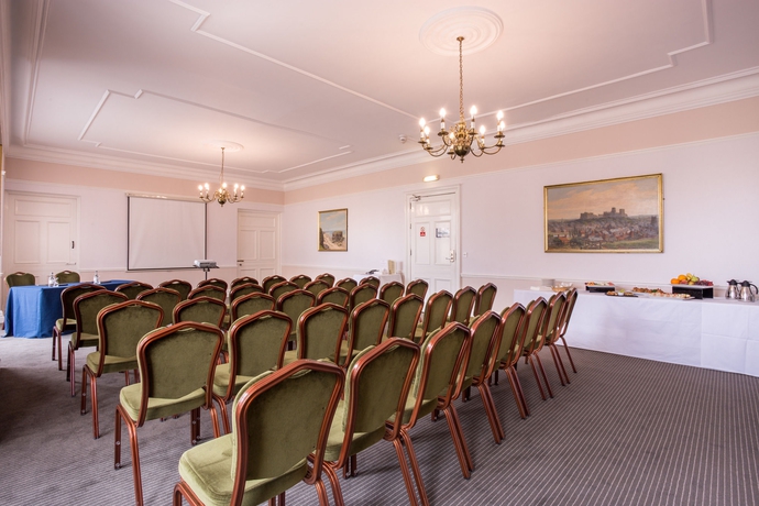 Imagen de los interiores del Hotel Royal Station. Foto 15