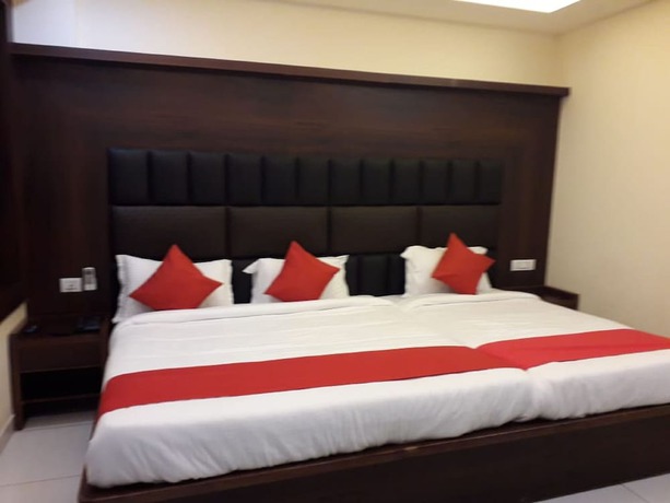 Imagen de la habitación del Hotel Royal Stay, Katra. Foto 10