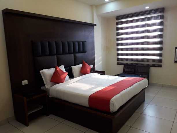 Imagen de la habitación del Hotel Royal Stay, Katra. Foto 16