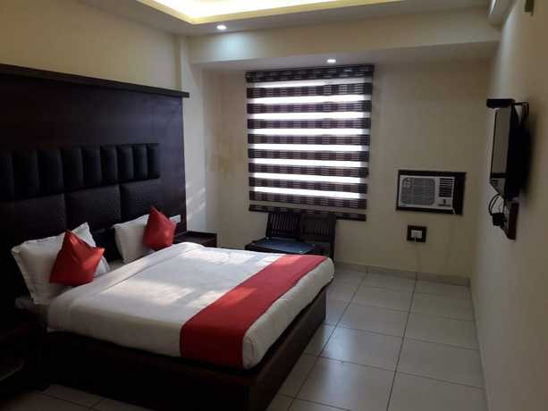 Imagen de la habitación del Hotel Royal Stay, Katra. Foto 17