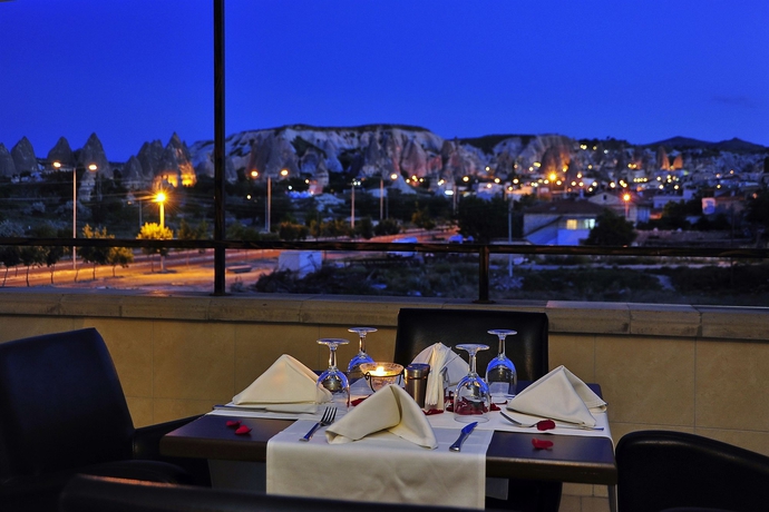 Imagen del bar/restaurante del Hotel Royal Stone Houses - Goreme. Foto 5