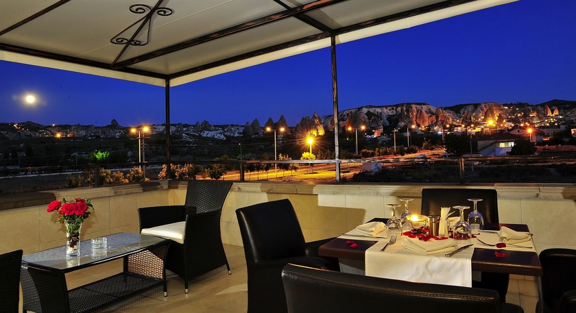 Imagen del bar/restaurante del Hotel Royal Stone Houses - Goreme. Foto 6