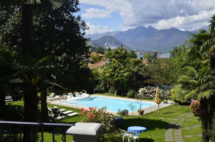 Imagen de la piscina del Hotel Royal, Stresa. Foto 13