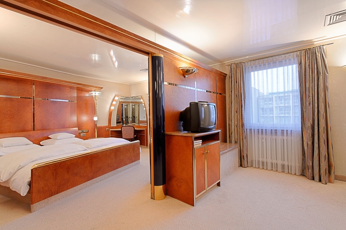 Imagen de la habitación del Hotel Royal, Stuttgart. Foto 5