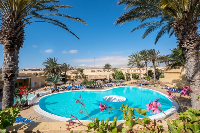 Imagen de la piscina del Hotel Royal Suite, Costa Calma. Foto 17