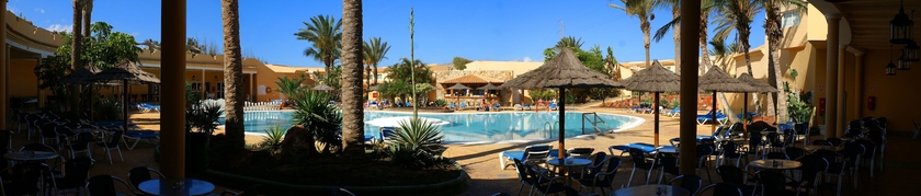 Imagen de la piscina del Hotel Royal Suite, Costa Calma. Foto 18