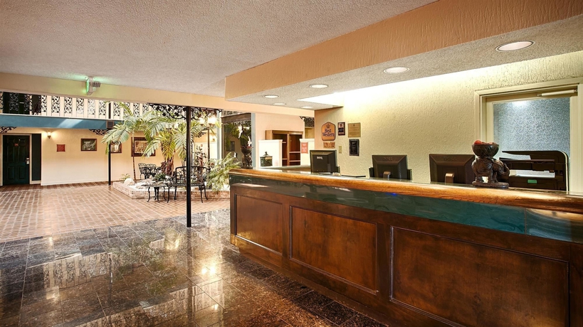 Imagen de los interiores del Hotel Royal Suites, Baton Rouge. Foto 14